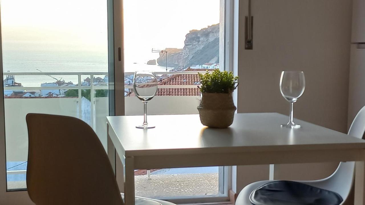 Fantastic View Over The Sea And Village Nazare Exterior photo